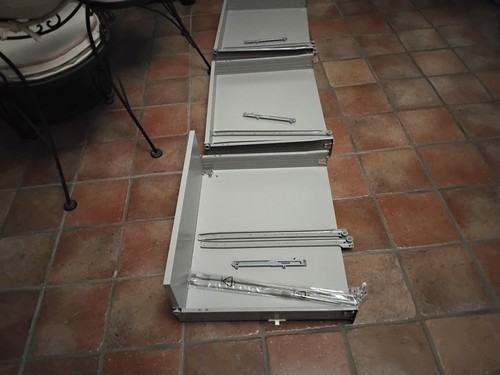 Howdens kitchen drawers 600mm