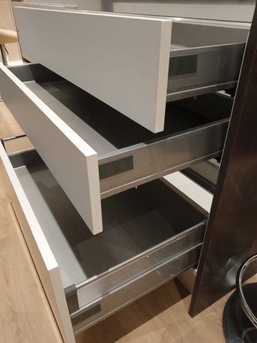Soft close kitchen - soft,